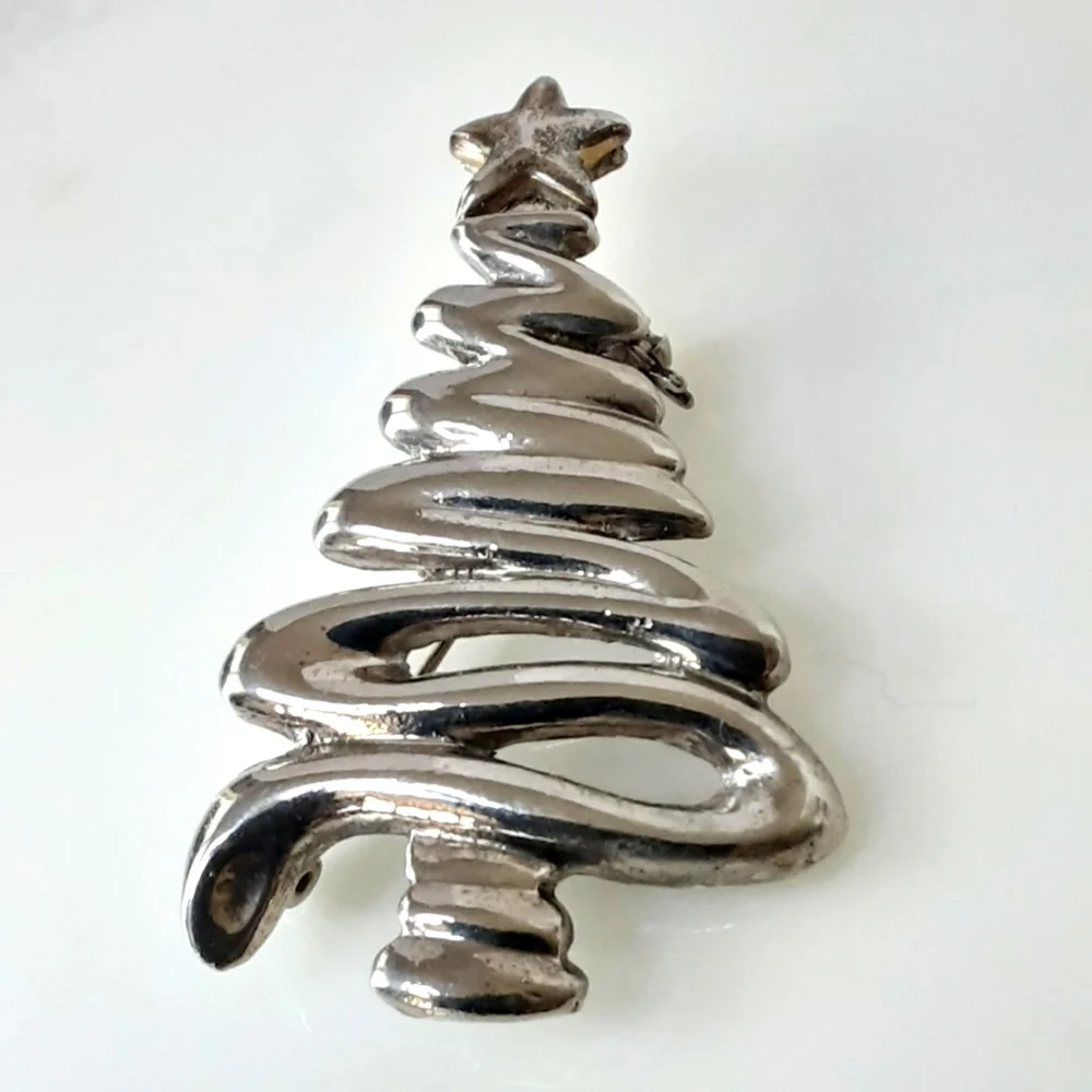 VTG MODERNIST CHRISTMAS TREE SILVER TONE BROOCH